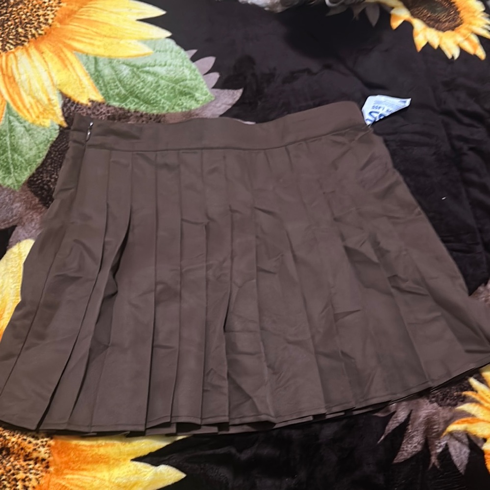Brown Pleated Skirt